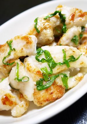 A picture of Tender & Juicy! Sauteed Chicken Breast with Salt.