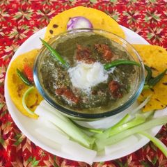 A picture of Traditional Punjabi Sarson Ka Saag-Makki Ki Roti.