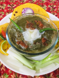 A picture of Traditional Punjabi Sarson Ka Saag-Makki Ki Roti.