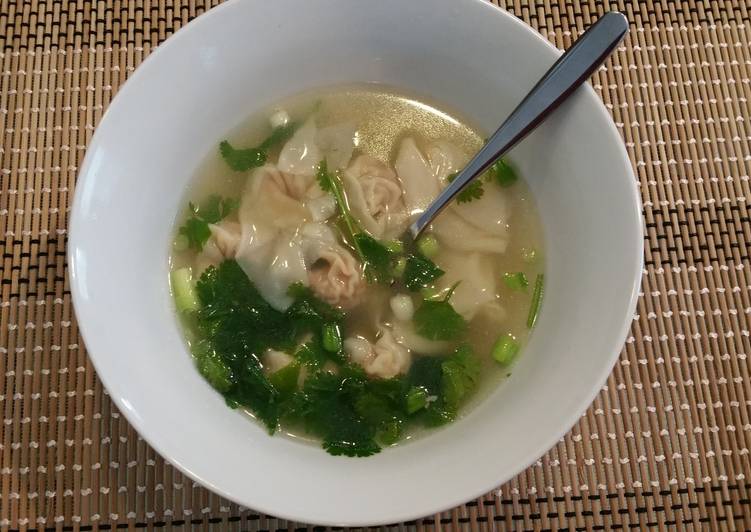 How to Cook Perfect Turkey Broth Wonton Soup