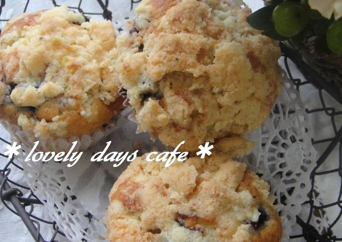 Recipe of Ultimate Blueberry Cble Muffins