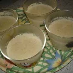 A picture of Kanten and Ground Sesame Pudding.
