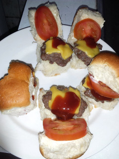 A picture of Mini burgers.