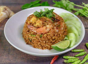 รูปของ ข้าวผัดต้มยำ กุ้ง อร่อยซี้ดซ้าดถึงใจ