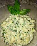 Coditos con crema de ciboulette