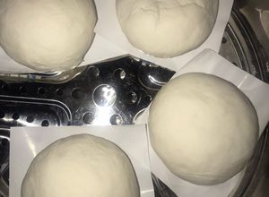 Hình của món Bánh bao nhân thịt.