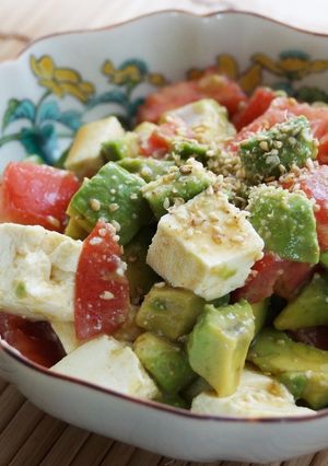 A picture of Tofu, Avocado and Tomato Salad.