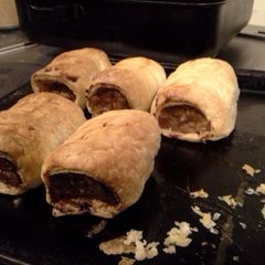 A picture of Pork and Apple Sausage rolls.