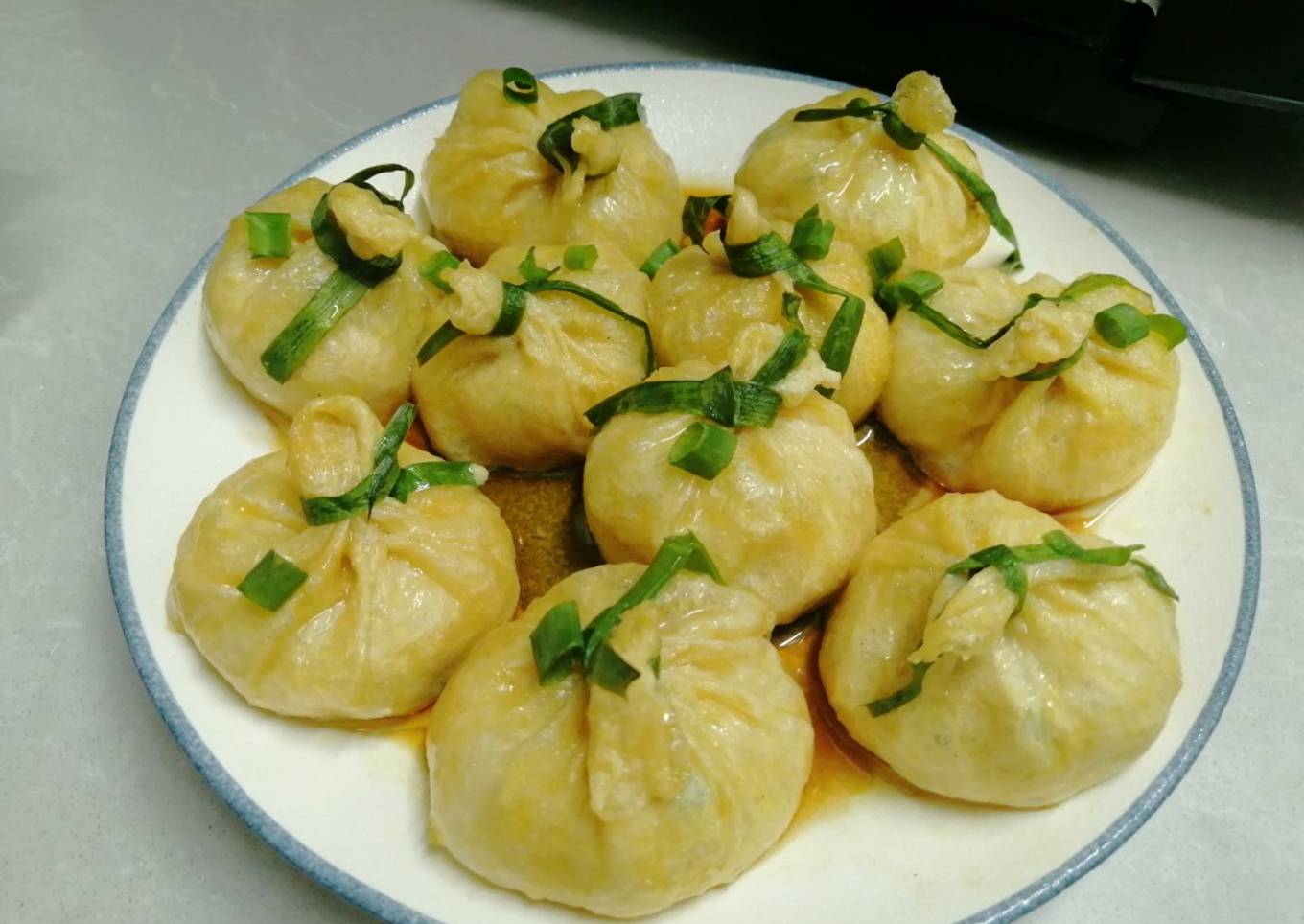 Kulit tahu daging ayam cincang
