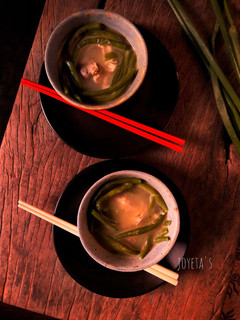 A picture of Chicken and beans soup.