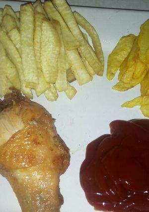 A picture of Chicken and chips.
