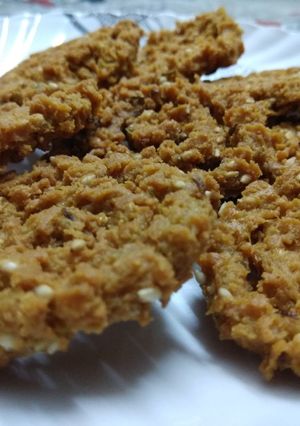 ચકરી (Chakri Recipe In Gujarati) રેસીપી મુખ્ય ફોટો