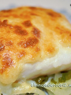 Una foto de Lomos de bacalao gratinado