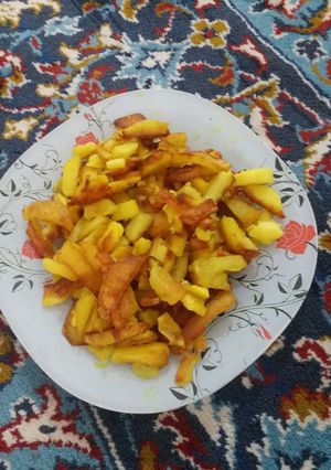 عکسی از دستور سیب زمینی سرخ کرده به سبک خلالی