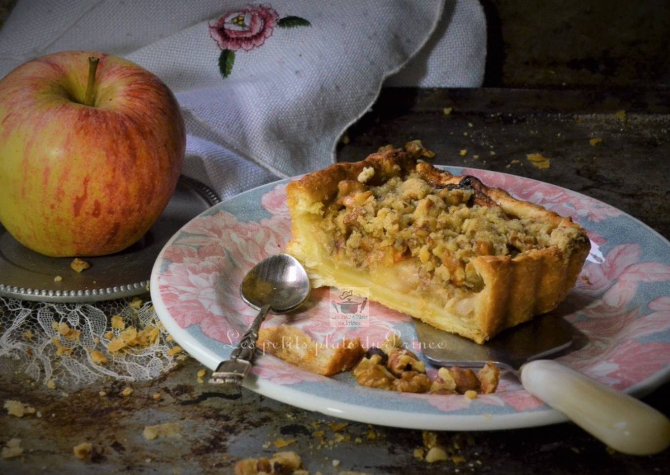 Tarte aux pommes façon crumble au noix