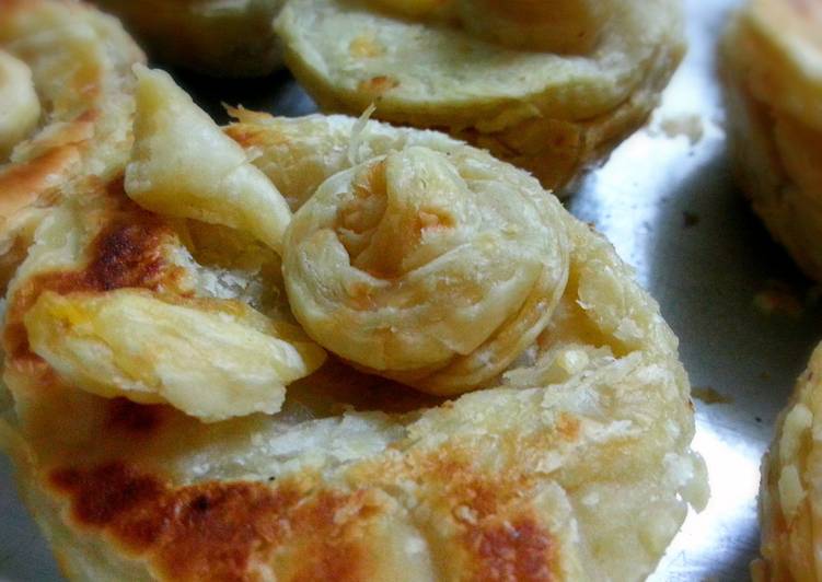 How To Make Your Mini potato pie ~ curry flavour