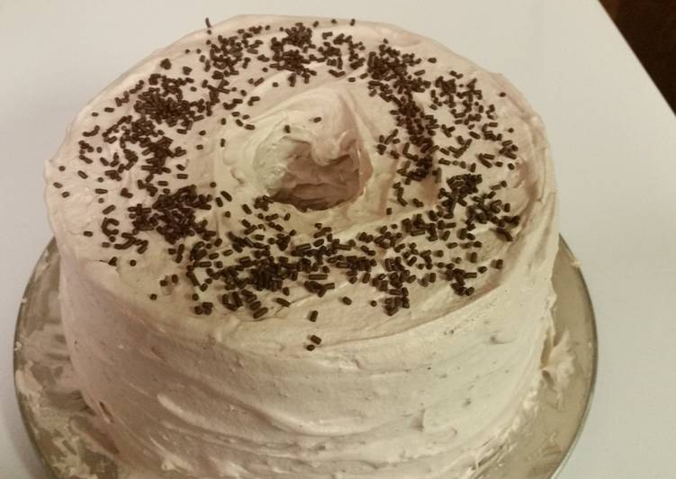 Steps to Make Homemade Mocha Angel Cake