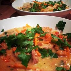 A picture of Thai Red Satay Curry.