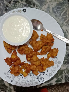 कुट्टू के पकौड़े (kuttu ke pakode recipe in Hindi) रेसिपी मुख्य फोटो