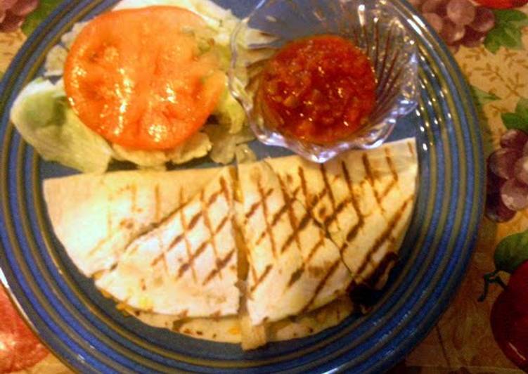 Recipe of Any-night-of-the-week Grilled  Chicken Quesadilla