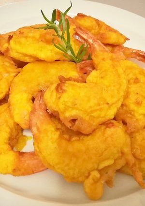 Una foto de Langostinos en gabardina
