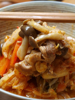 A picture of Stir-fried Pork and Kimchi with Yogurt.
