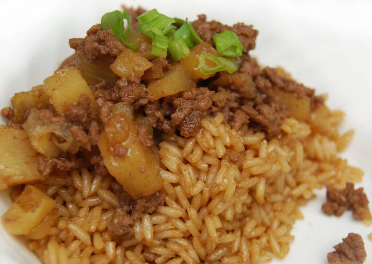 Steps to Make Speedy Minchee (Chinese Beef &amp; Potato Hash)