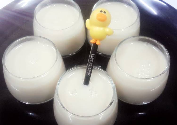 Simple Way to Prepare Speedy Homemade Soymilk