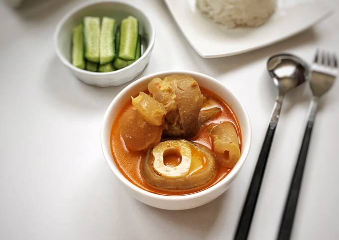 Gulai tunjang/kikil