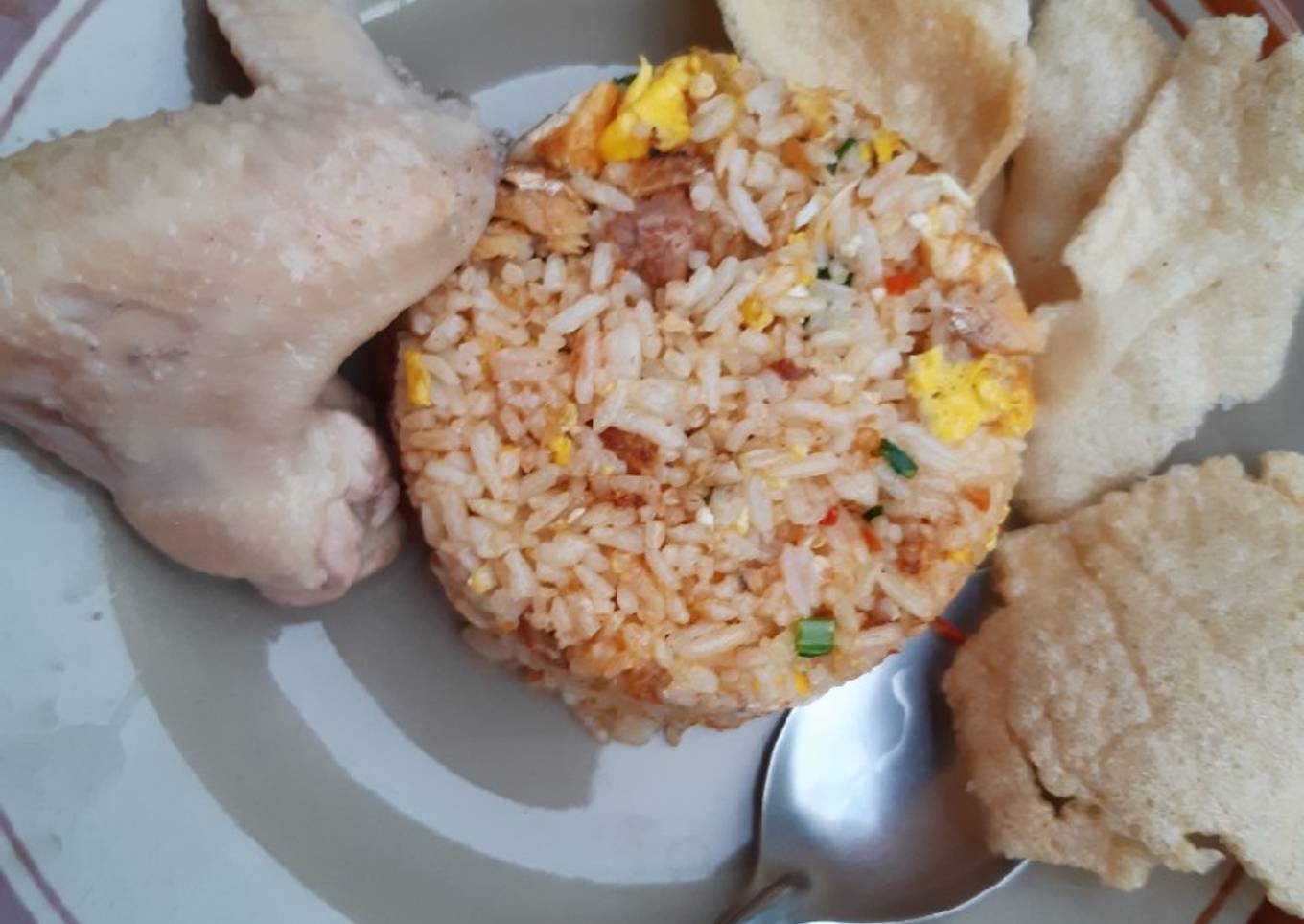Nasgor mix bandeng dan daging sapi