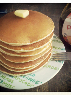 A picture of Classic Fluffy Pancakes.