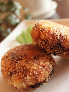 A picture of Croquettes Full of Mushrooms and Sweet Potatoes.