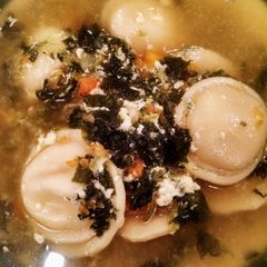 A picture of Ravioli en Brodo "Nonna Style".