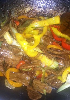 A picture of stir fry.