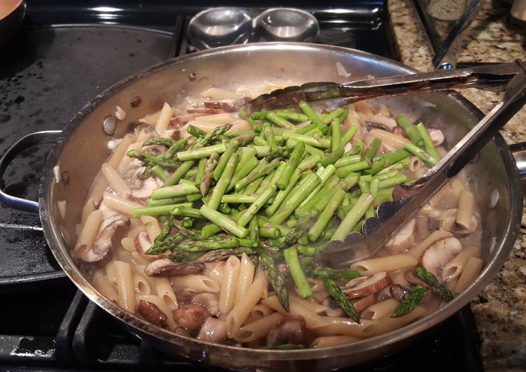 Steps to Make Speedy One pot asparagus mushroom pasta