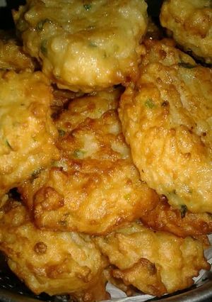 Una foto de Torrejas o buñuelos de arroz