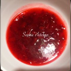 A picture of Strawberry compote.