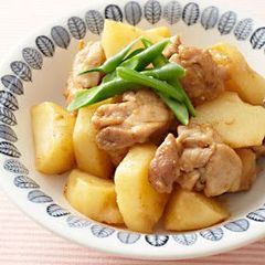 A picture of Simmered Chicken & Potatoes in Vinegar and Sesame Sauce.