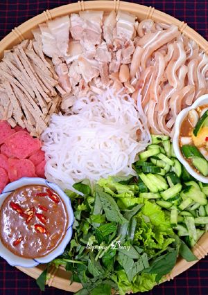 Hình của món Bún mắm nêm.