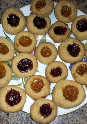 A picture of Thumbprint Cookies.