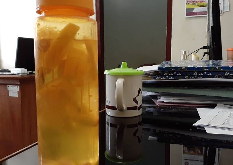 Cara Gampang Menyiapkan Infused Water (Lemon dkk) Anti Gagal