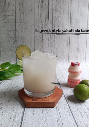 Foto resep Es Jeruk Nipis Yakult ala Kafe