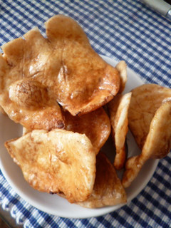 A picture of You Especially Want To Eat These If You Live Overseas! Soy Sauce Rice Crackers.