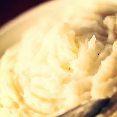 A picture of Easy mashed potatoes.