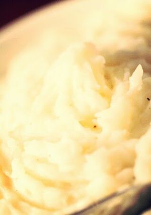A picture of Easy mashed potatoes.