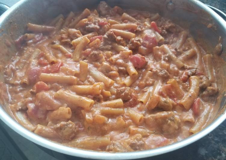 Cheeseburger Ziti Skillet