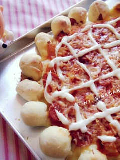 Foto resep Homemade Cheesy Sausages Bites Pizza