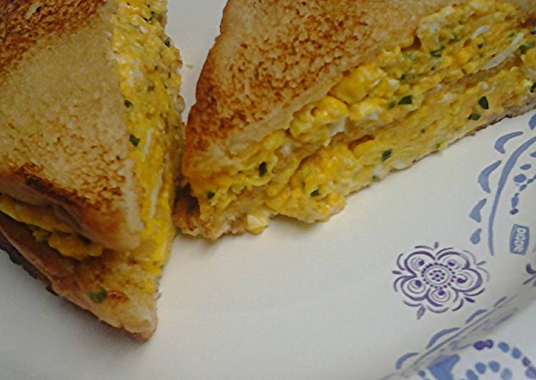 Easiest Way to Make Favorite Egg and chives sandwich