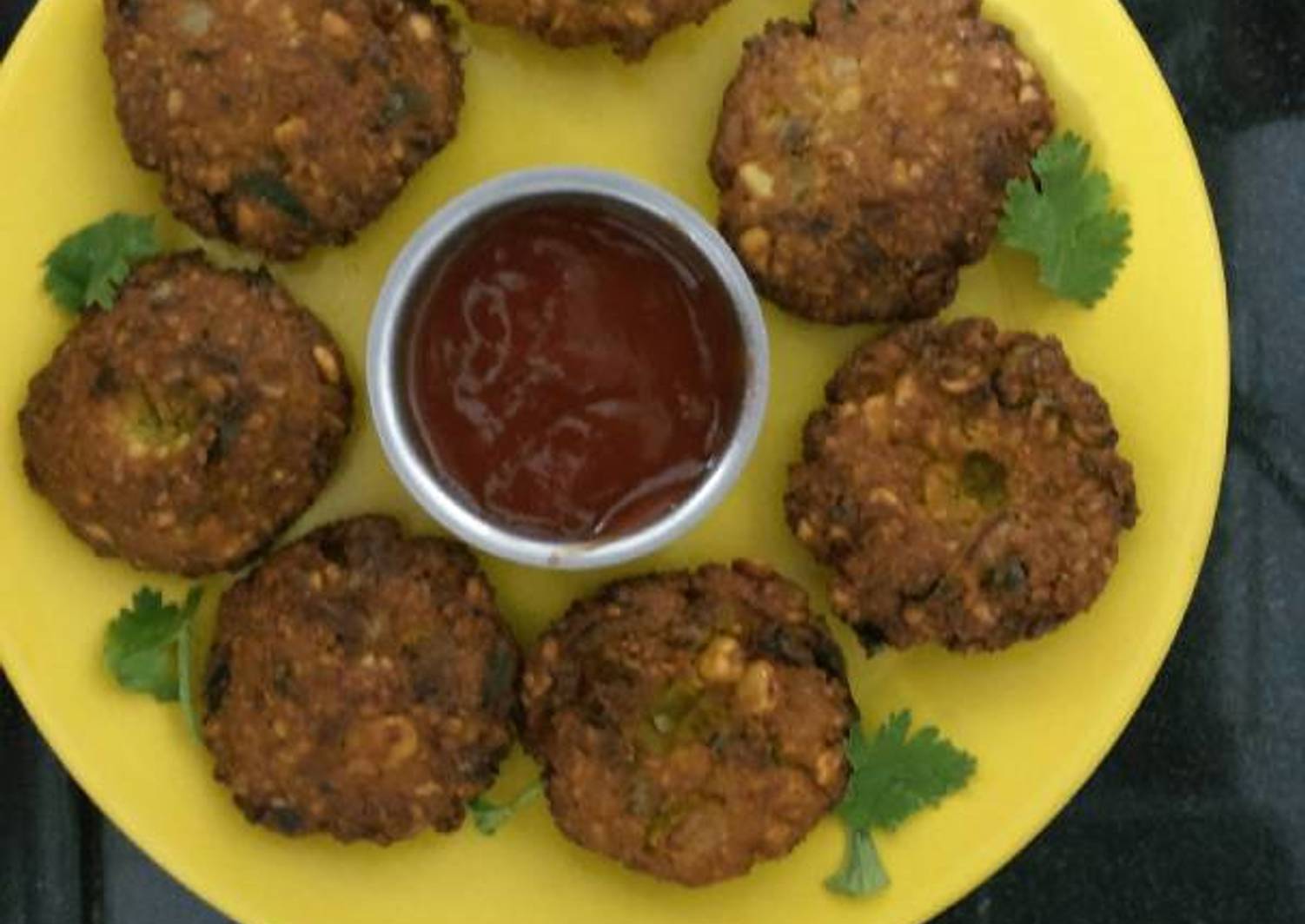 Chana dal vada Recipe by Swopna Ramesh - Cookpad