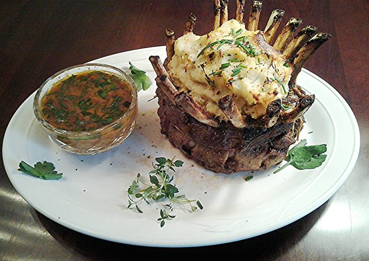 Simple Way to Make Yummy Crown Roast Rack of Lamb Filled with Mashed Potatos